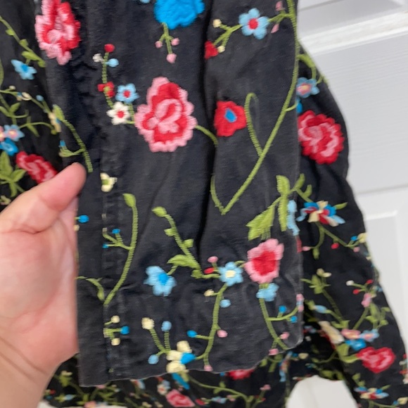 Beautiful embroidered pea coat - Picture 7 of 10